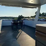 Floating House Arena 3